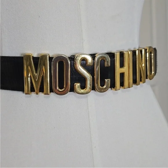 Moschino belt *AUTHENTIC* size IT 40 Authentic MOSCHINO Logo Belt ~ Pink Leather Silver tone Logo  main image 2